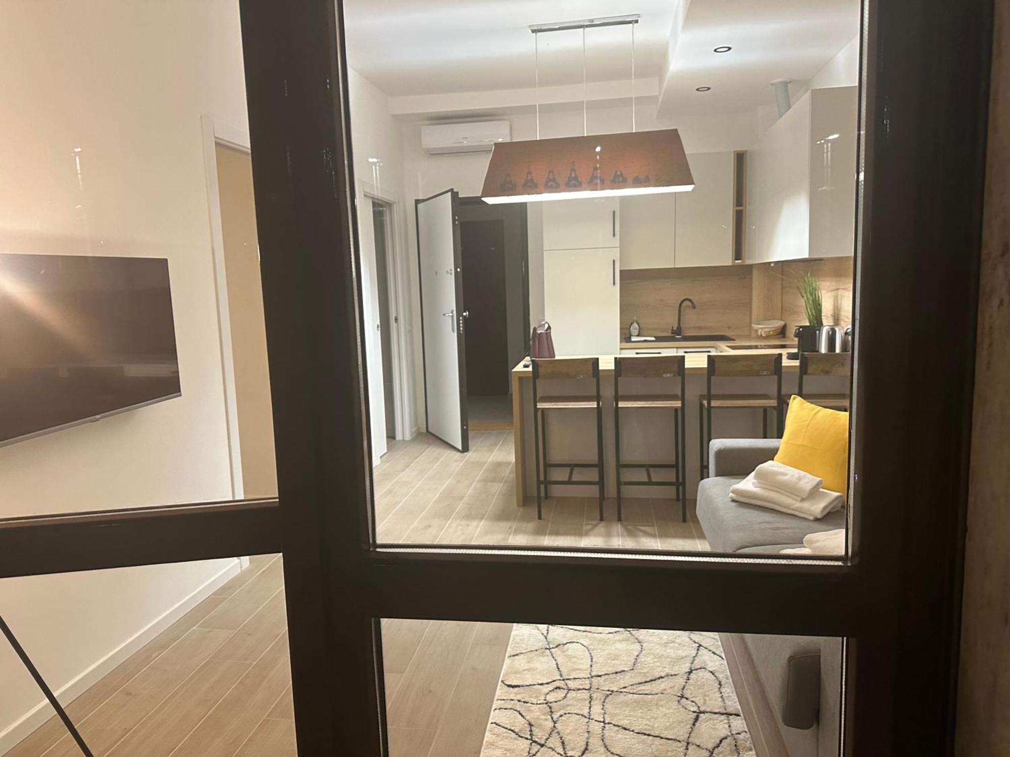 Feel - Central Beat Apartment Бергамо Екстериор снимка